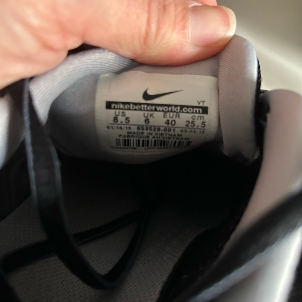 Nike Black Training Shoes - Picture 6 of 11